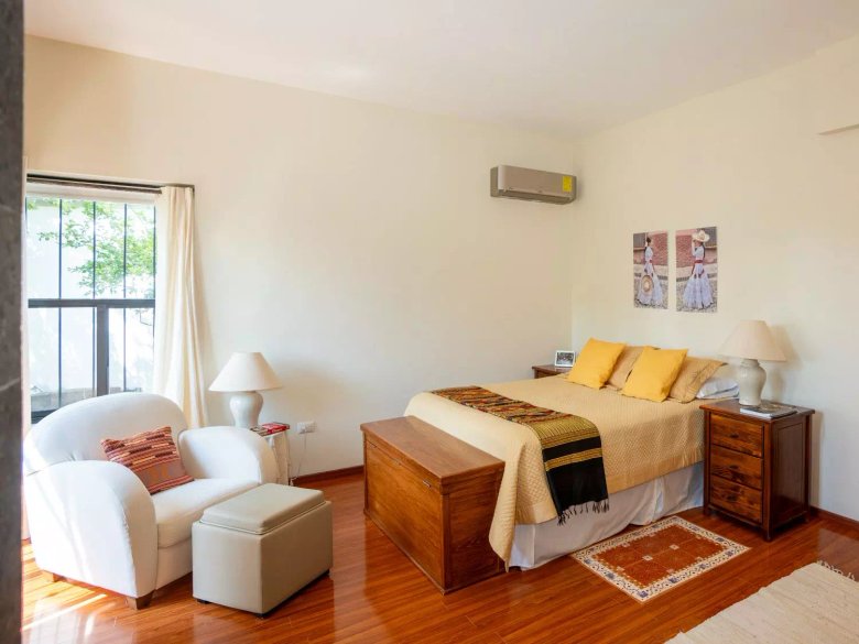 Casa Olivar — 10 photos