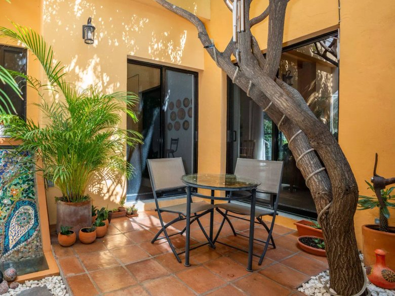 Casa Olivar — 16 photos