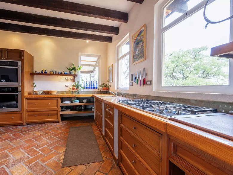 Villa La Folie — 2 photos