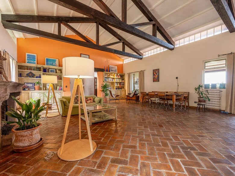 Villa La Folie — 5 photos