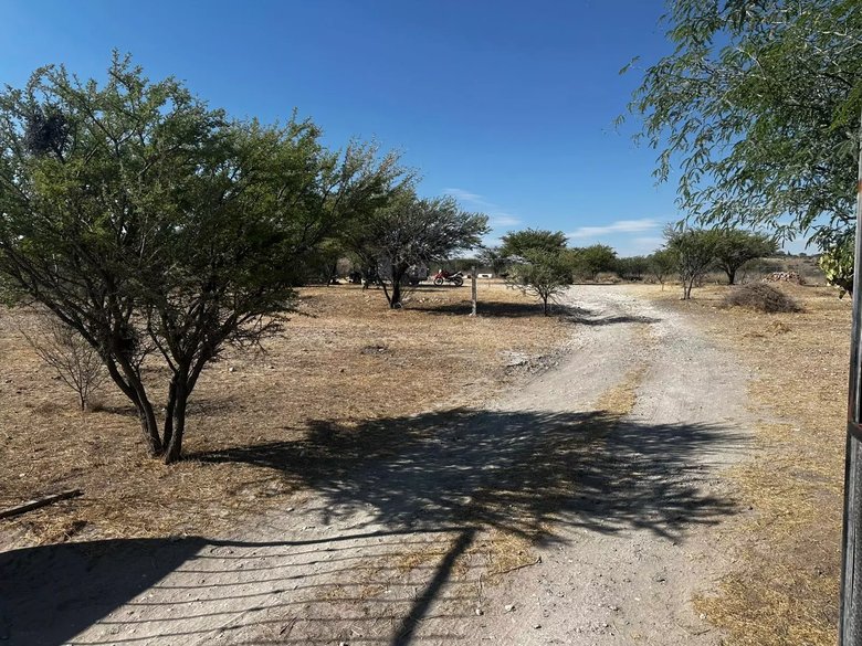 Terreno para aguas termales en La Cieneguita — 7 fotos