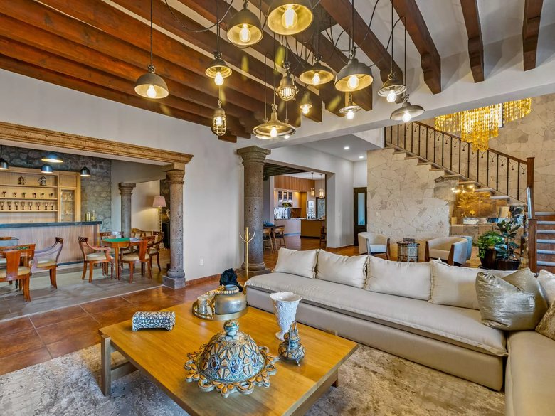 Casa Mezquite — 7 photos