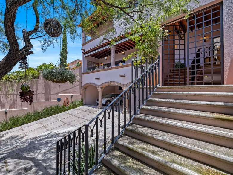 Casa Mezquite — 3 photos
