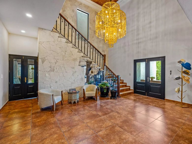 Casa Mezquite — 5 photos