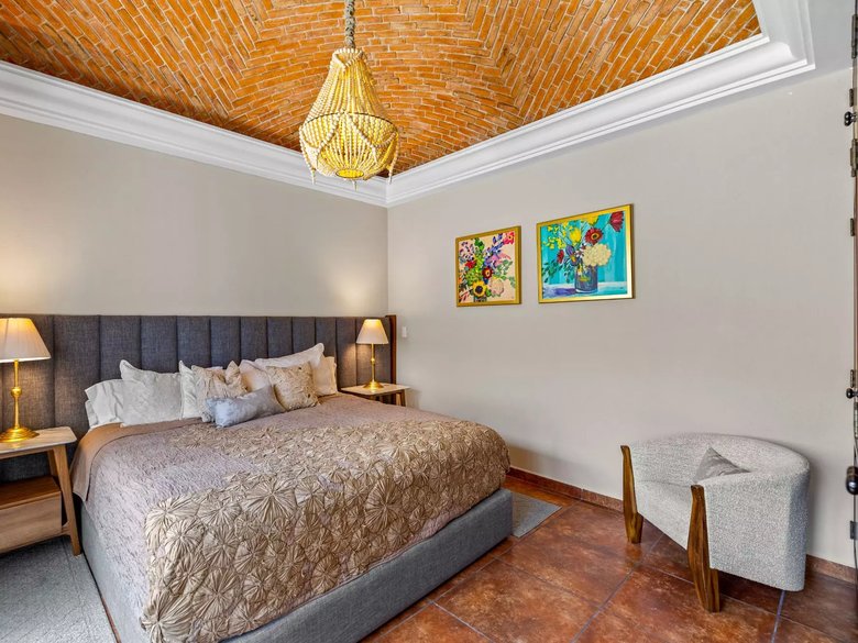 Casa Mezquite — 15 photos