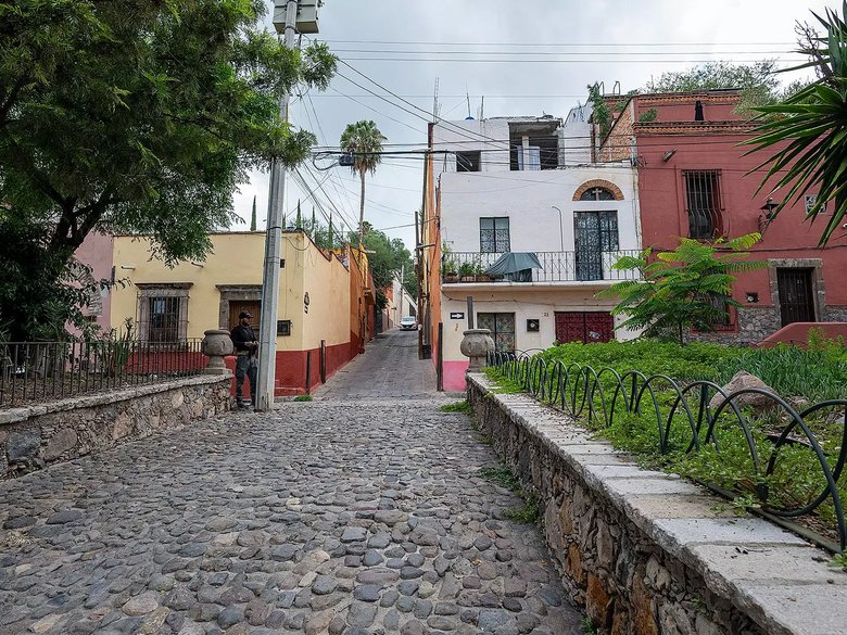 Proyecto Callejon Blanco 29 Centro — 5 photos