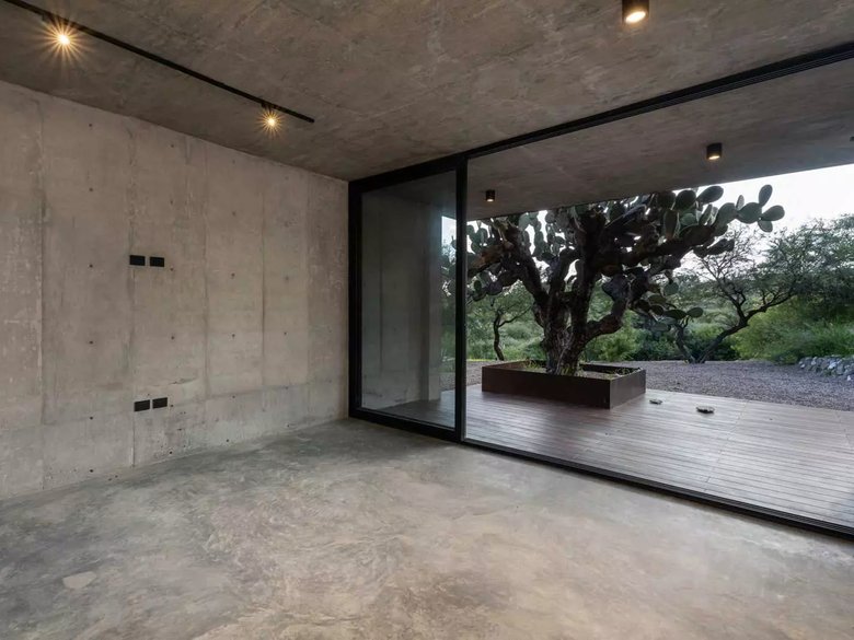 Casa Estrato — 16 photos