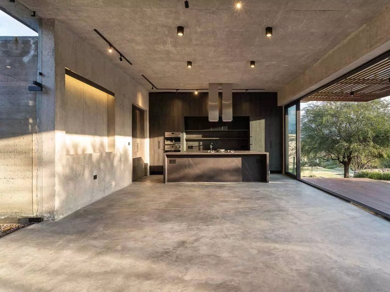 Casa Estrato — 11 photos