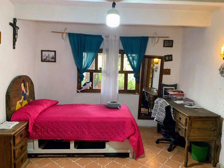 Calzada de La luz 71 — 9 photos
