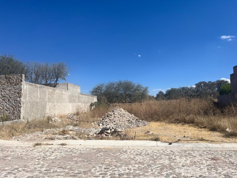 Lot in San Miguel de Allende, Canvas for Your Dreams — 3 photos