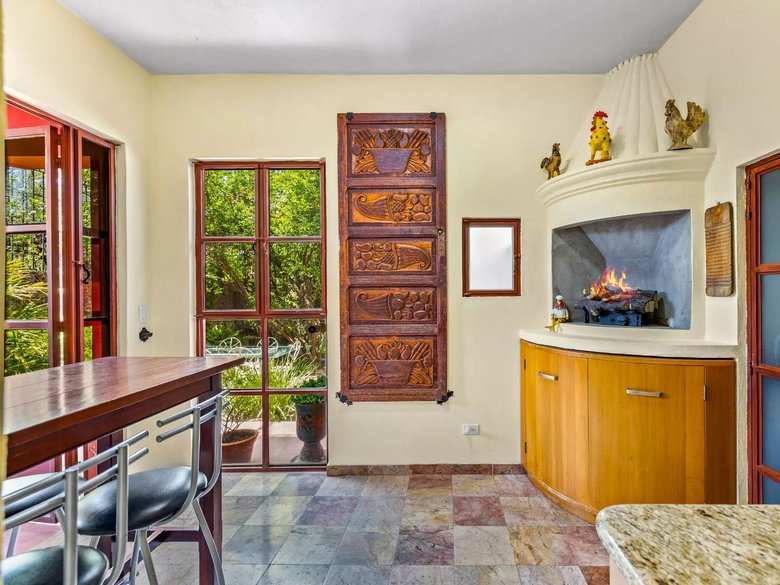 Casa Ave — 21 photos