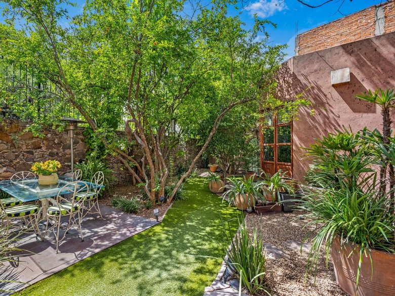 Casa Ave — 16 photos