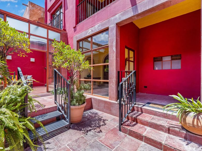 Casa Ave — 17 photos