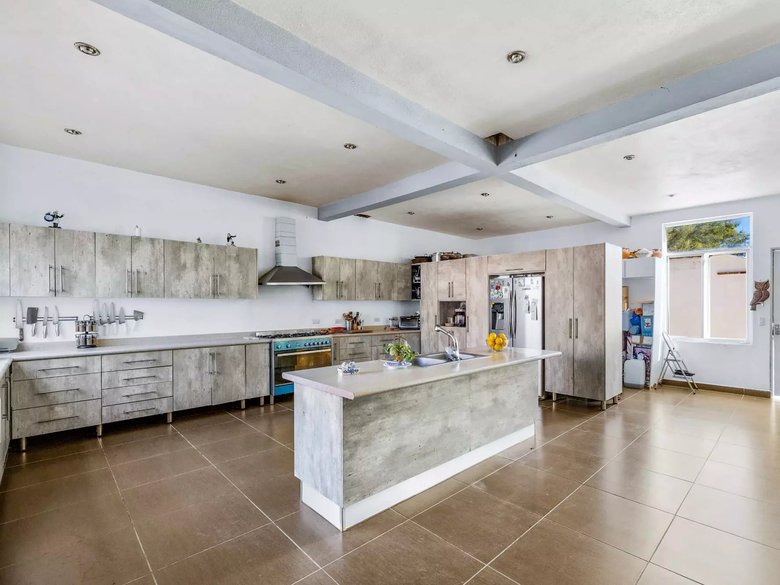 Casa Crisanta — 10 photos