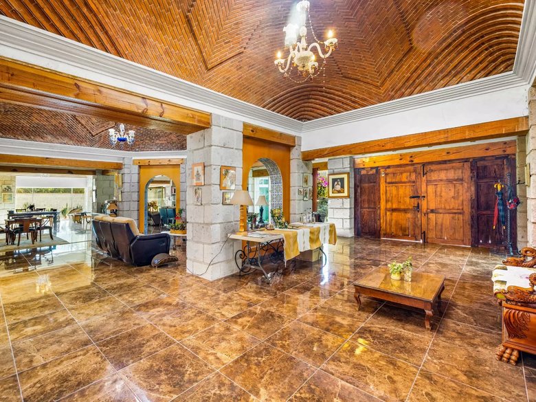 Casa Crisanta — 3 photos