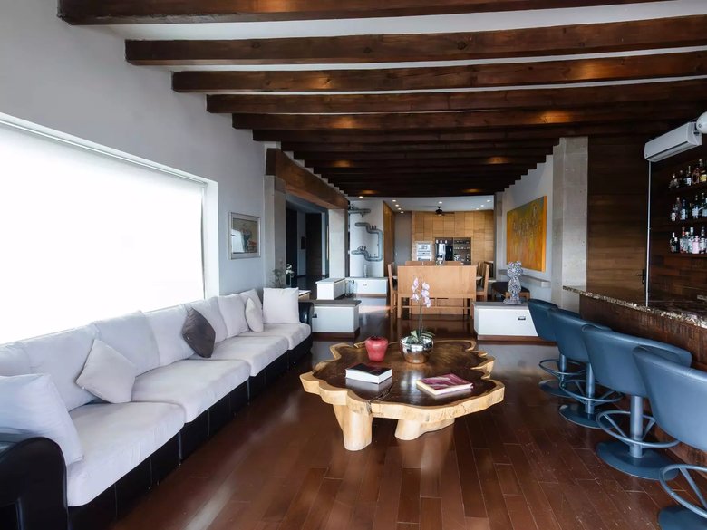 Casa Capricho — 17 photos