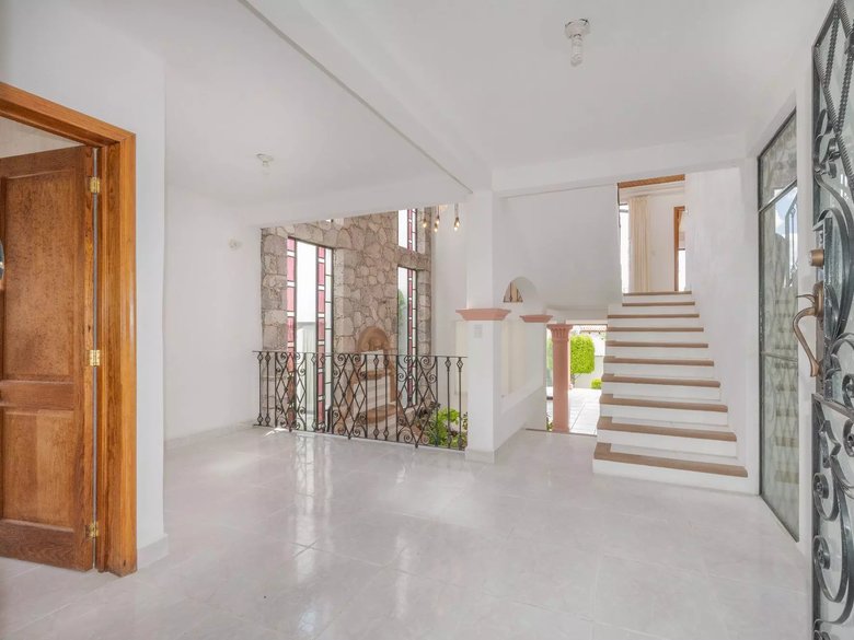 Casa de Las Fuentes — 7 photos