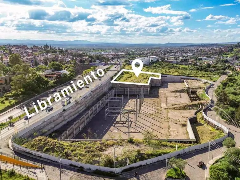 Prime Commercial Land — 4 photos