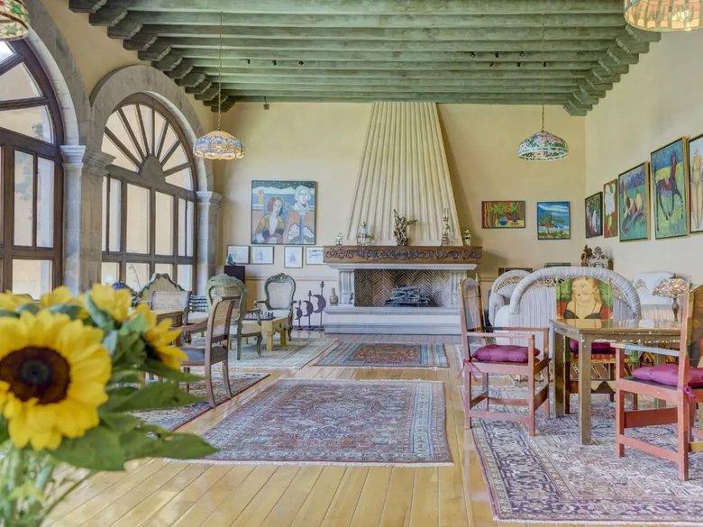 Hacienda Casuso — 3 photos