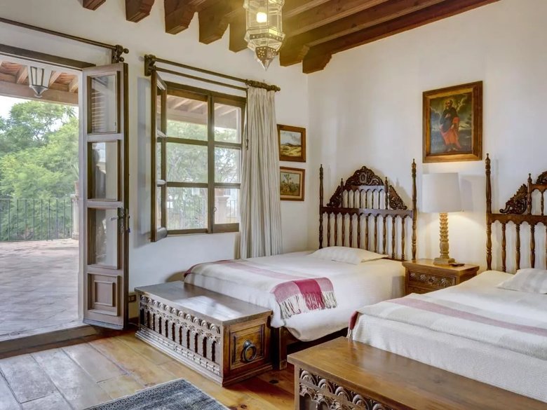 Hacienda Casuso — 12 photos