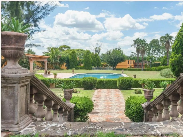Hacienda Casuso — 1 photos