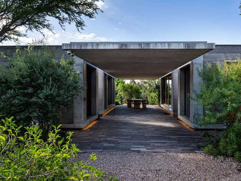 Casa Rammed Earth — 7 fotos