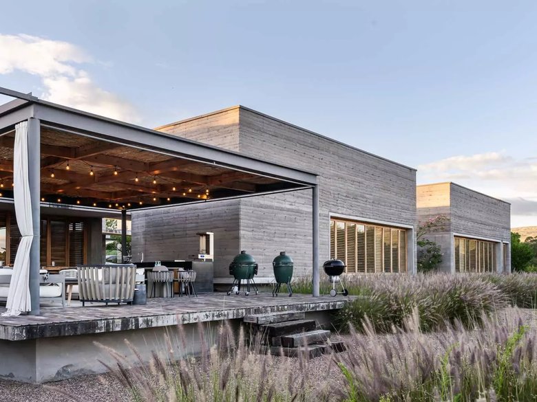 Casa Rammed Earth — 10 fotos