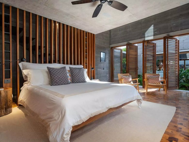 Casa Rammed Earth — 13 fotos