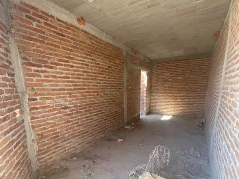 Lote y Construcción ALM — 6 photos