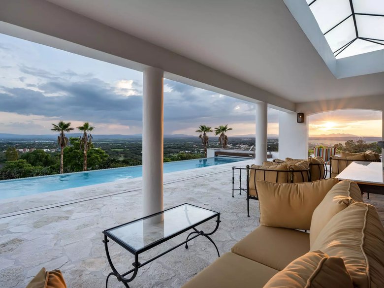 Casa Vista Al Lago — 17 photos