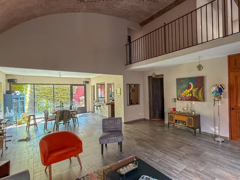 Casa Paraiso — 17 photos