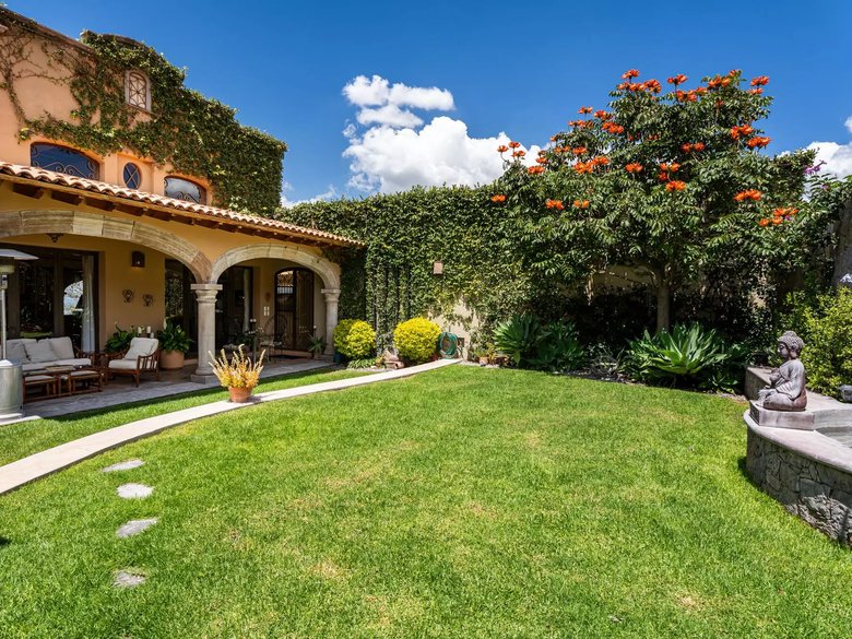 Casa del Sol — 9 photos