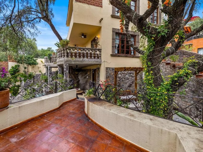 Casa Rosita — 15 photos