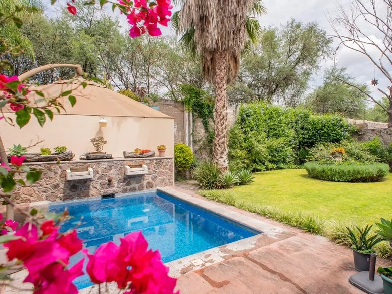 Casa Huizaches — 2 photos