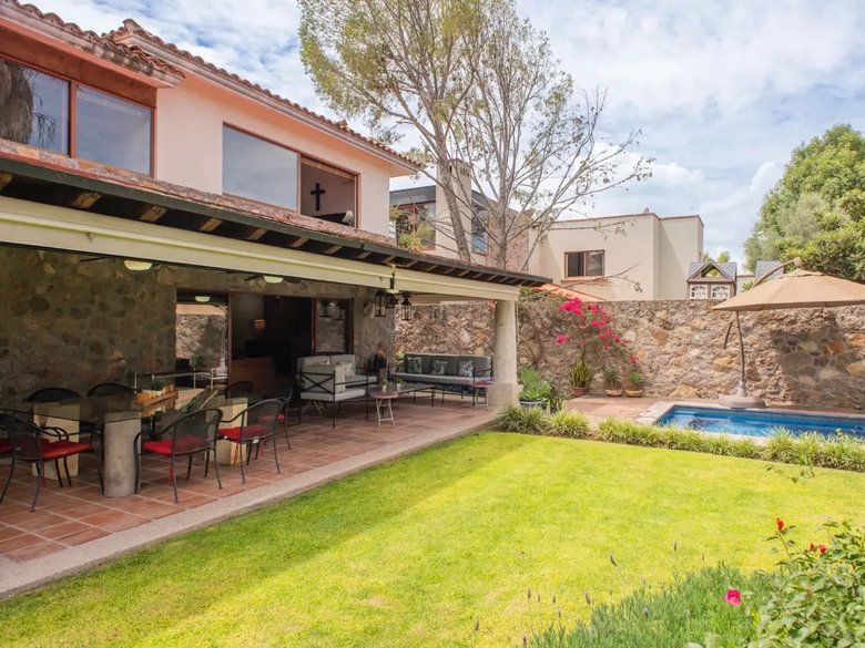 Casa Huizaches — 11 photos