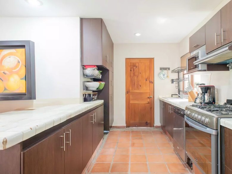 Casa Huizaches — 23 photos