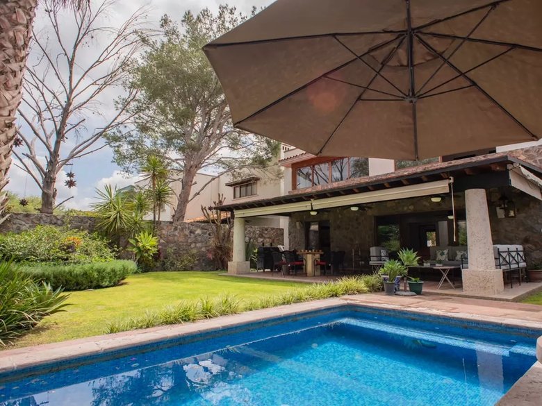 Casa Huizaches — 14 photos