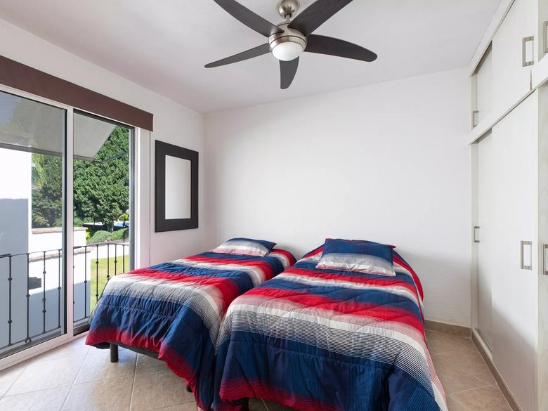 CASA EN EL ENCANTO — 9 photos