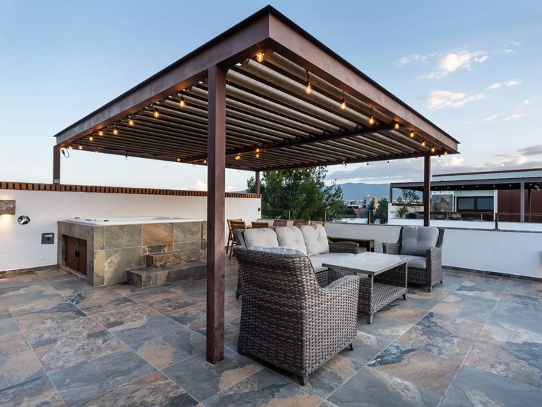 Casa Luna — 22 photos