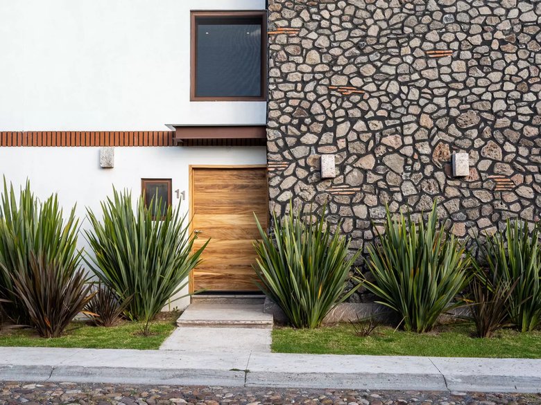Casa Luna — 23 photos
