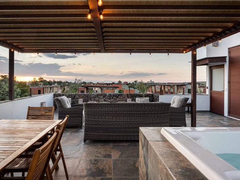Casa Luna — 19 photos