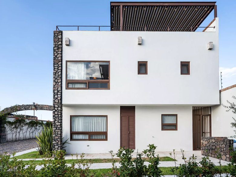 Casa Luna — 26 photos