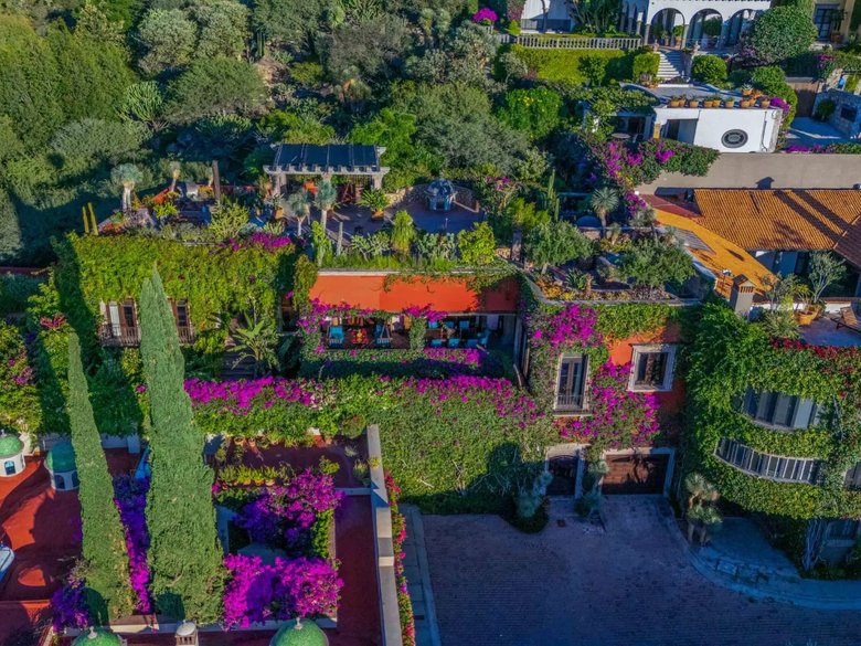 Casa Lagerfeld — 18 photos