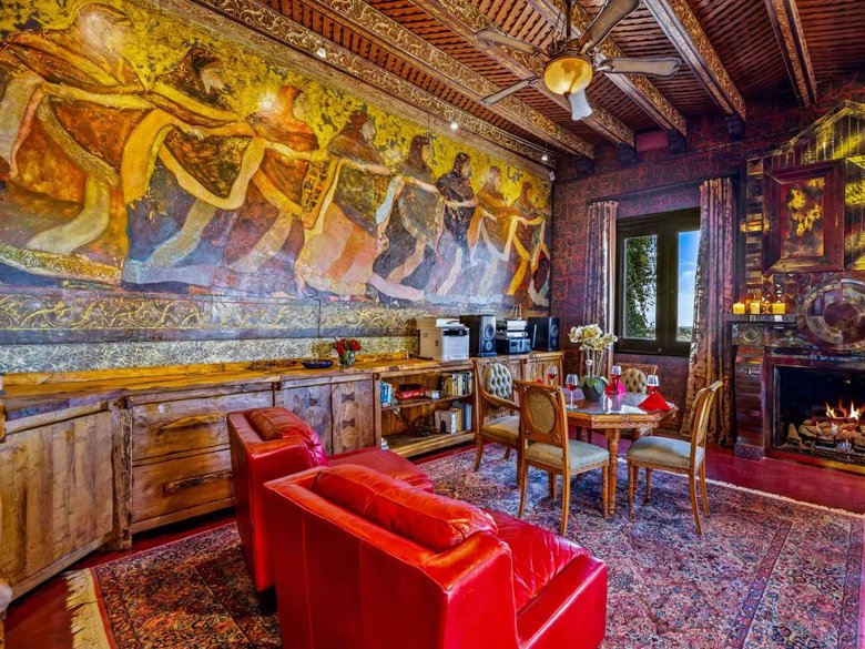 Casa Lagerfeld — 11 photos