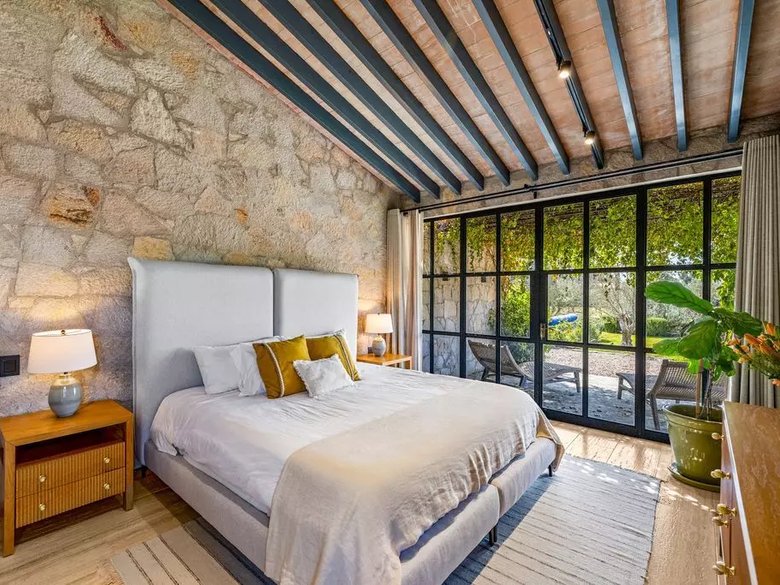 Casa Wisteria — 9 photos