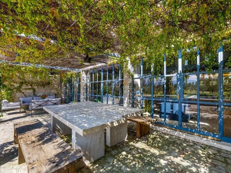 Casa Wisteria — 19 photos