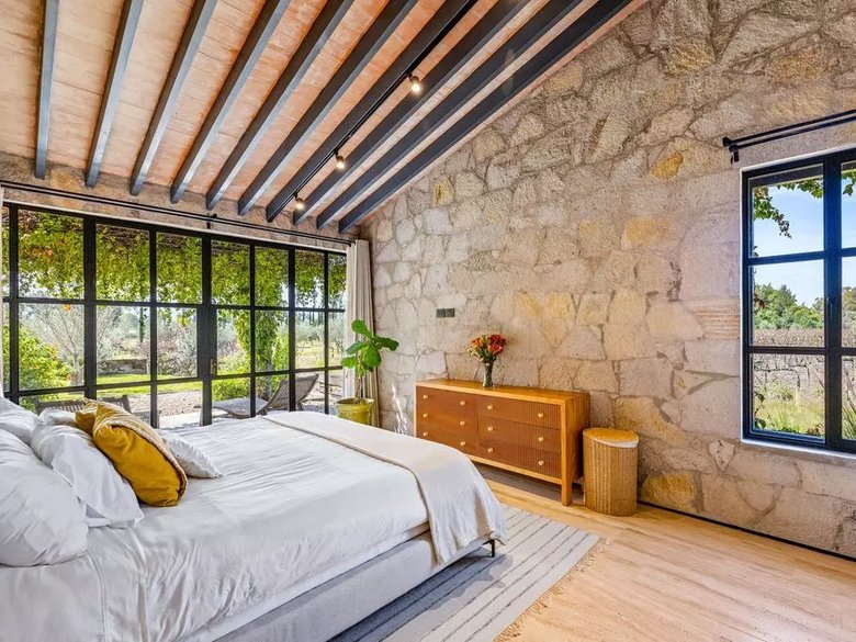 Casa Wisteria — 8 photos