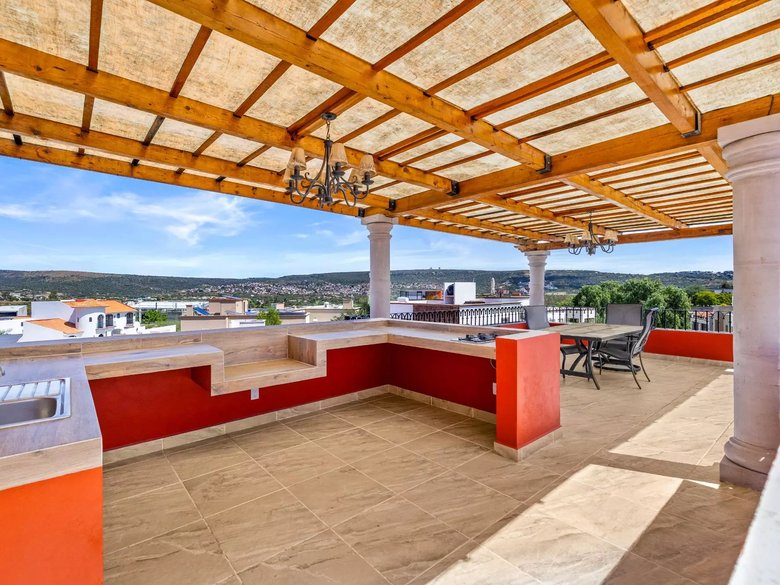 Casa de los Ángeles — 19 photos