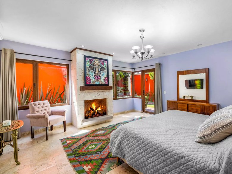 Casa de los Ángeles — 9 photos
