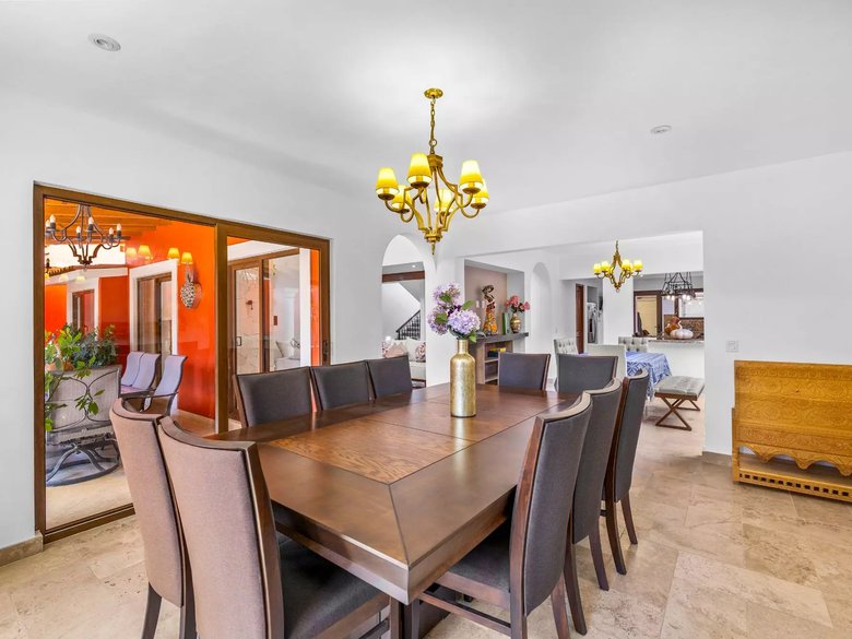 Casa de los Ángeles — 7 photos